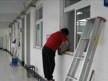 圖 徐匯區(qū)專業(yè)保潔公司 年底擦玻璃大掃除服務(wù)火爆預訂中 上海保潔 清洗